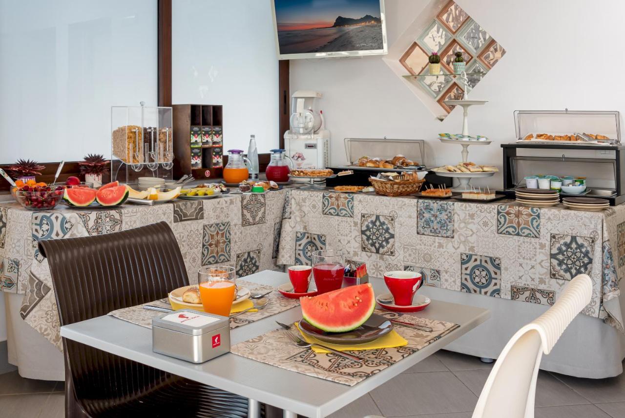 B&B A Casa Di Aurora Rooms San Vito Lo Capo Eksteriør billede